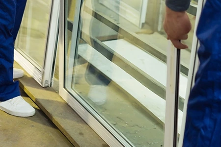 Commercial Glass Repair Technician in Jupiter, FL
