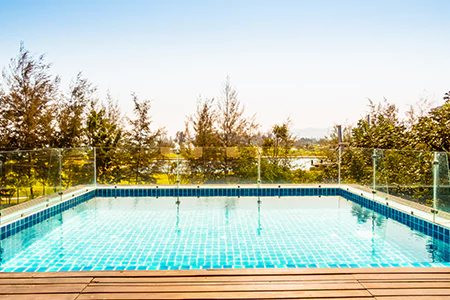 Cost of Glass Pool Fence Repair in Jupiter, FL